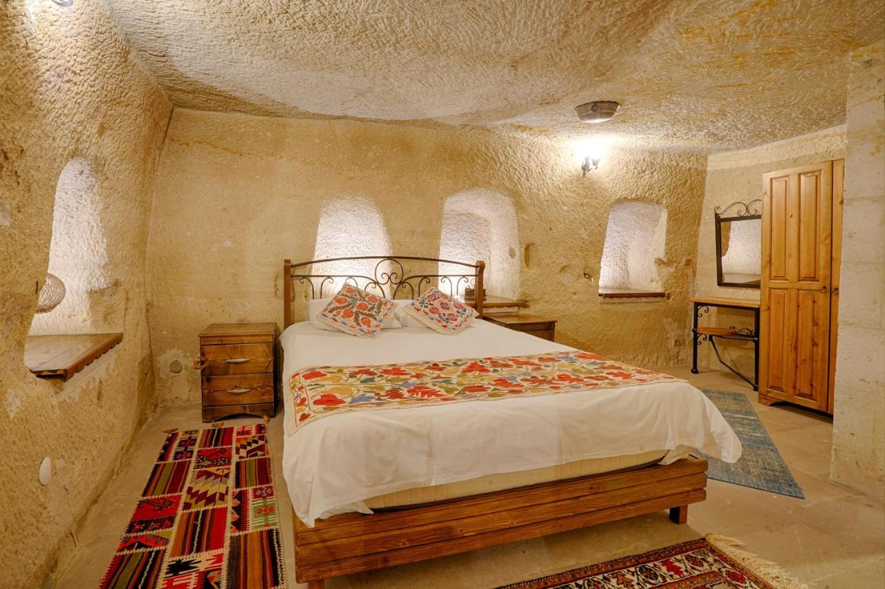 Tulip Cave Suites Göreme Exterior foto